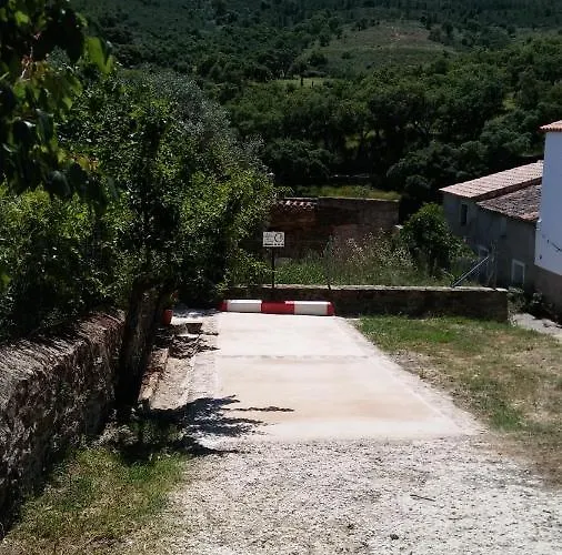 La Romantica De Llano Inn *